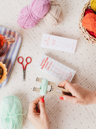 Wooden Pom Pom Maker