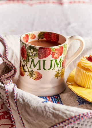 Strawberries Mum 1/2 Pint Mug