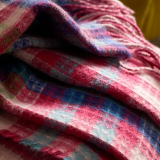 Darling Waffle Check Throw