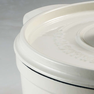 Enamelled Cast Iron Casserole 22cm White
