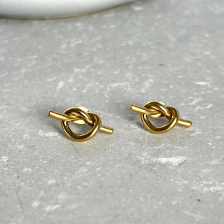 Tarnish Resistant Knot Studs