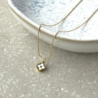 Tarnish Resistant Dainty Geometric Flower Necklace