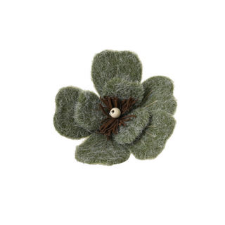 Green Scallop Petal Flower Clip