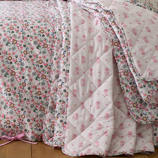 Pearly Queen Ditsy Bedspread