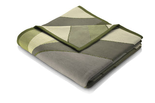 Cotton Rich Oversized Leaf Throw Green