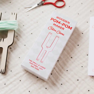 Wooden Pom Pom Maker