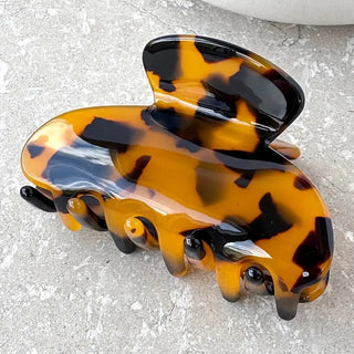 Small Tortoise Shell Print Claw Clip