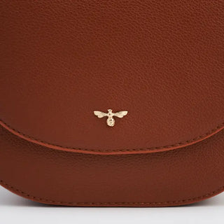 Beth Saddle Crossbody in Tan
