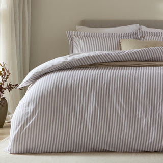 Hebden Super King Duvet Set Mauve