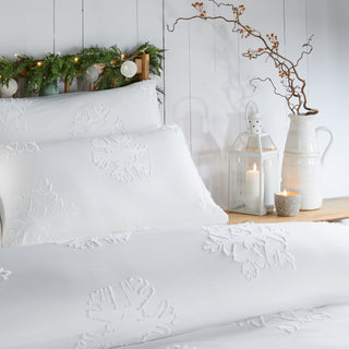 Snow Crystal Double Tufted Duvet Set White