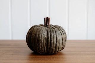 Small Dark Green Paper Pumpkin