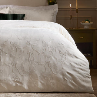 Winter Wreath Jacquard King Duvet Cover Set White