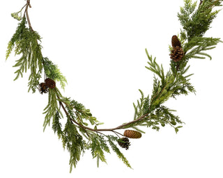 Green Ice Berries, Pinecones & Mixed Greenery Garland