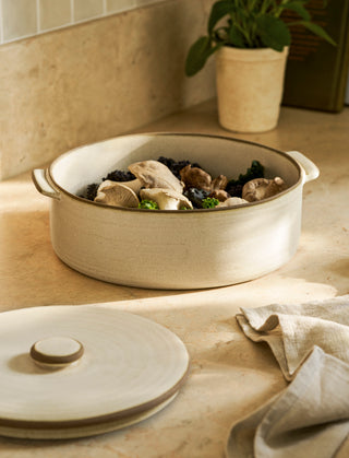 Hurley Casserole Dish with Lid Large