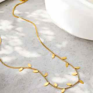 Tarnish Resistant Alternating Leaf Necklace
